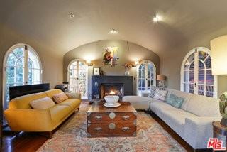 6717 Whitley Ter - Photo 5 of 8