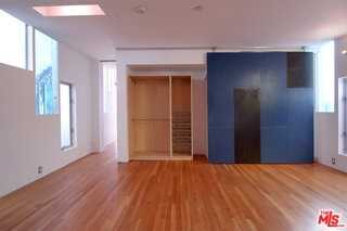 116 Pacific Ave - Photo 3 of 8