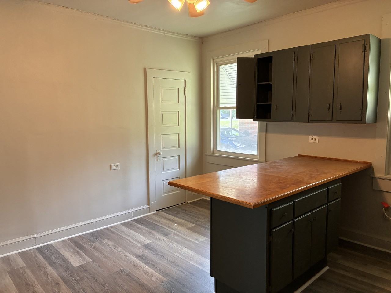 1226 Sizemore St #1 - Photo 7 of 13