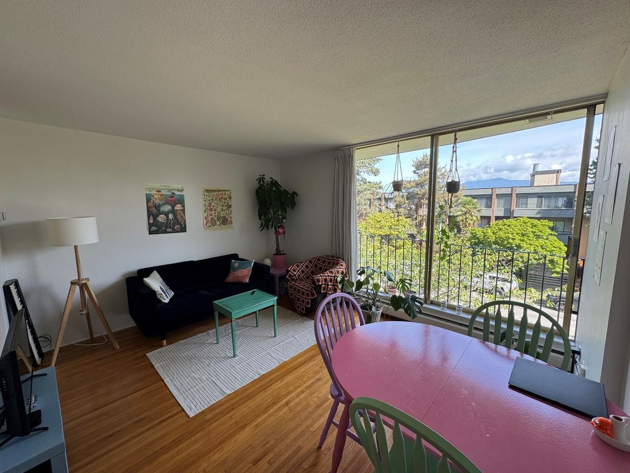 Kitsilano - Photo 2 of 11