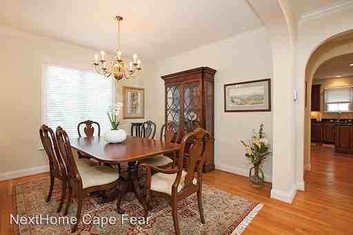 8904 Woodcreek Cir - Photo 3 of 44