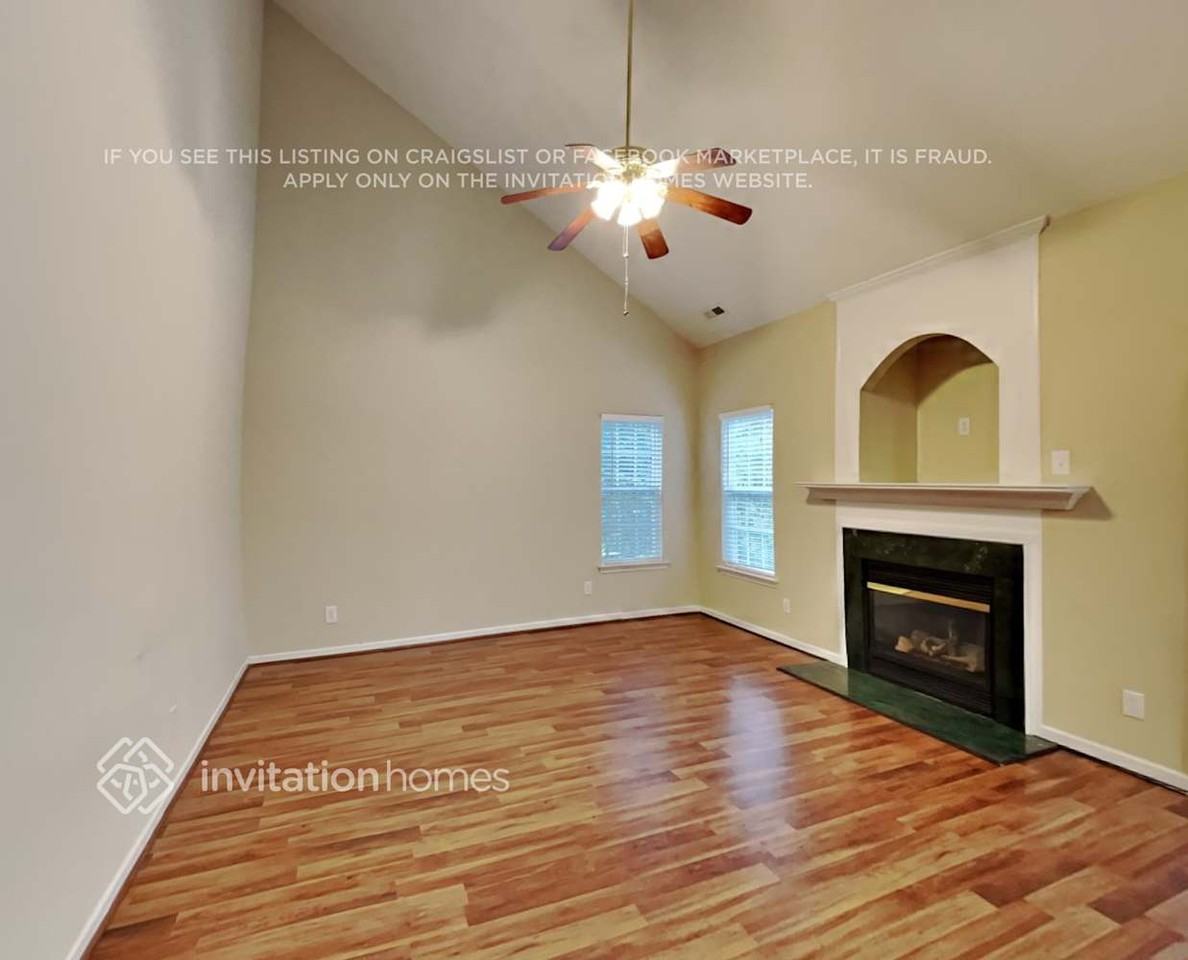 106 Sandreed Dr - Photo 5 of 22