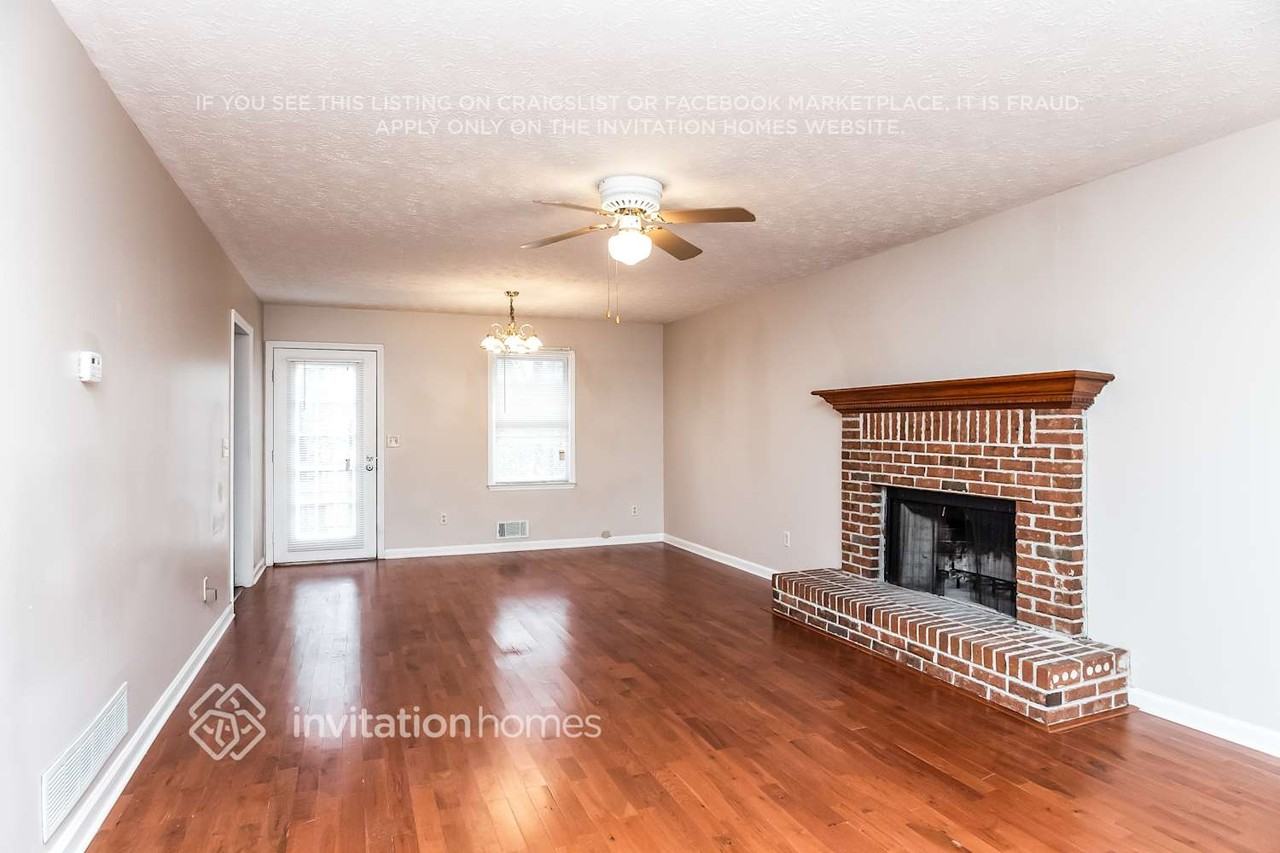 3302 Glynn Mill Dr - Photo 3 of 21