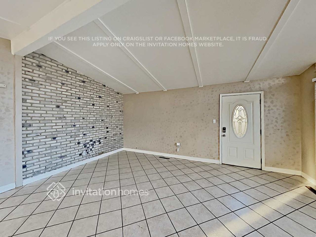 190 Campo St - Photo 5 of 16