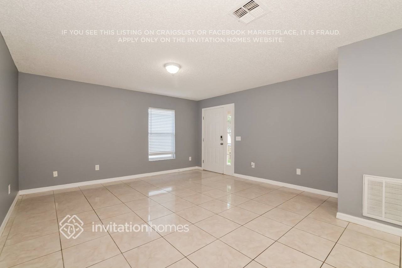2413 Ruddenstone Way - Photo 4 of 17