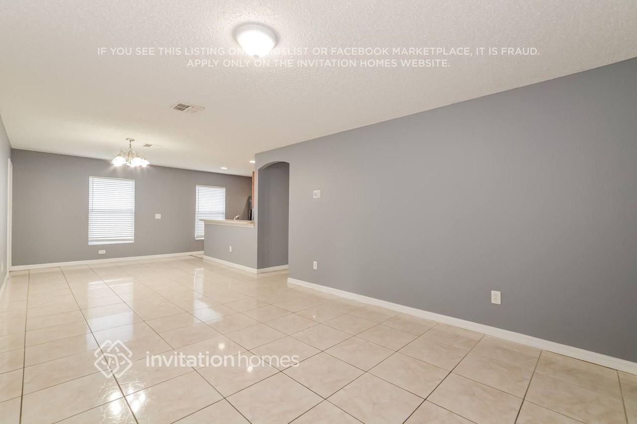 2413 Ruddenstone Way - Photo 5 of 17