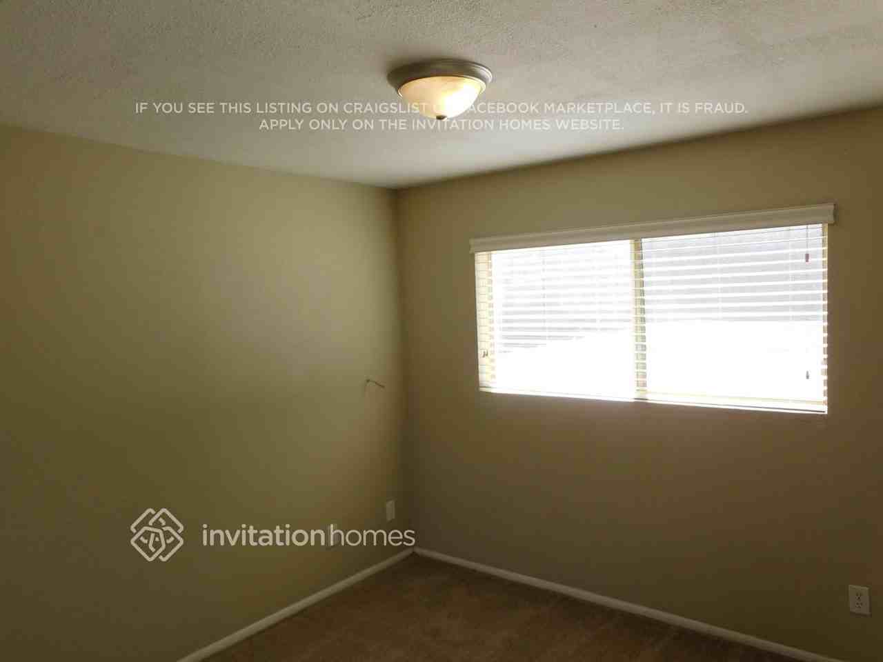 4335 E Nancy Ln - Photo 2 of 8