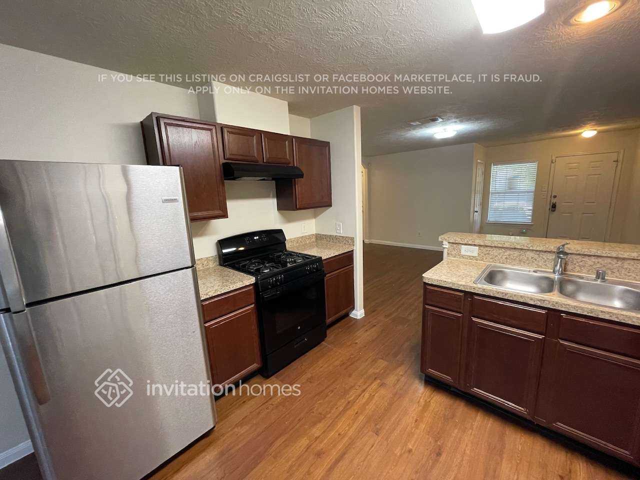 12030 Gregory Crossing Way - Photo 4 of 14