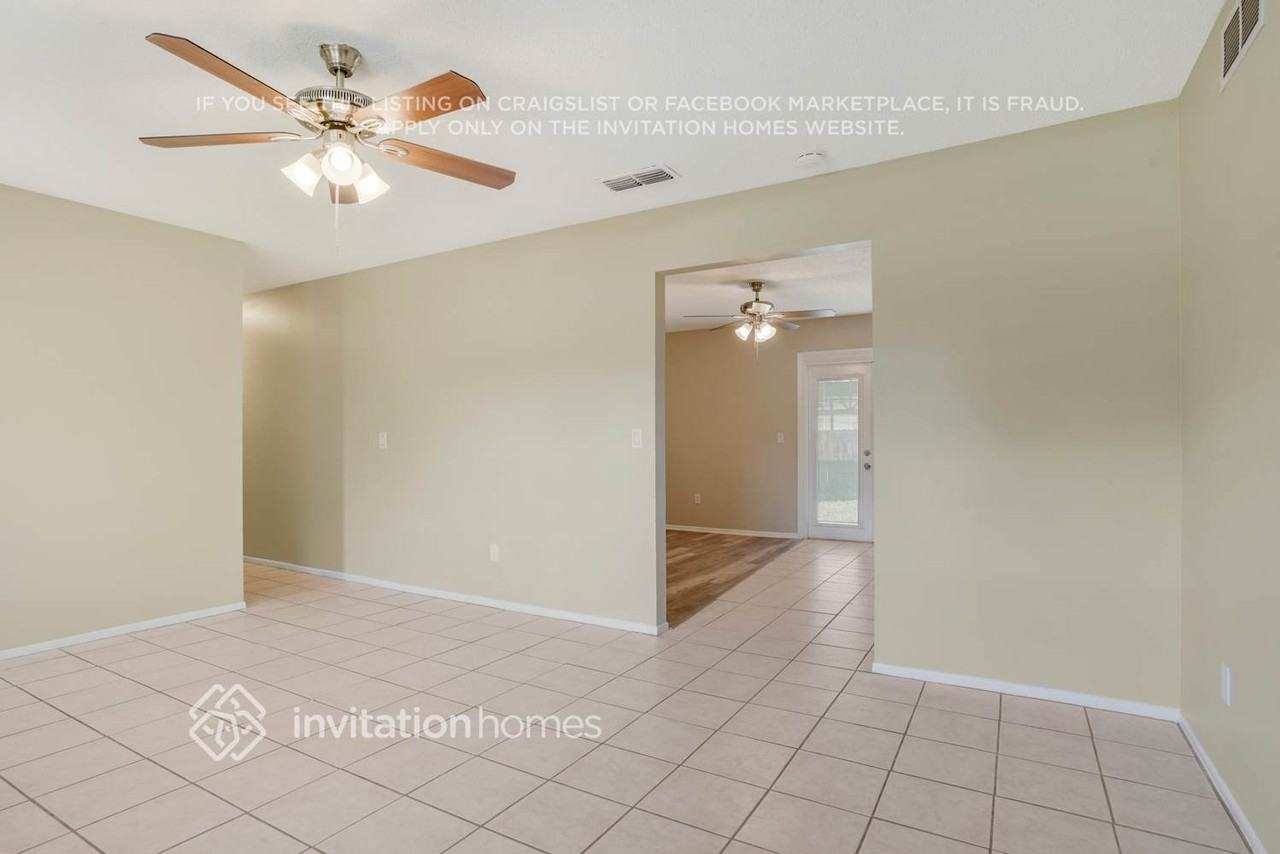 2910 Xavier Ct - Photo 4 of 31