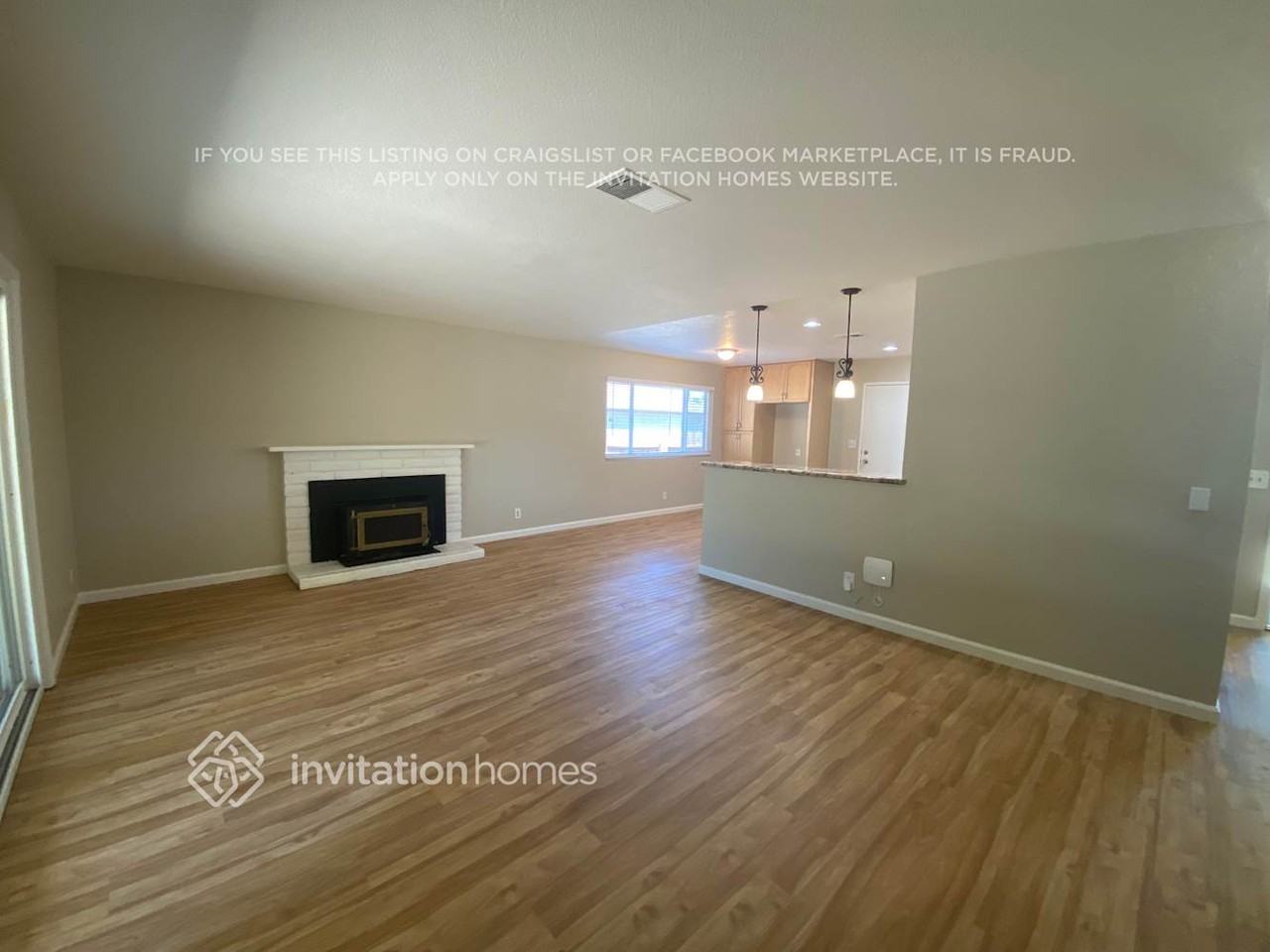 118 Croydon Ct - Photo 2 of 10