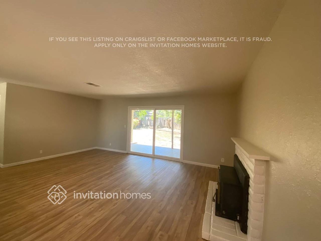 118 Croydon Ct - Photo 3 of 10