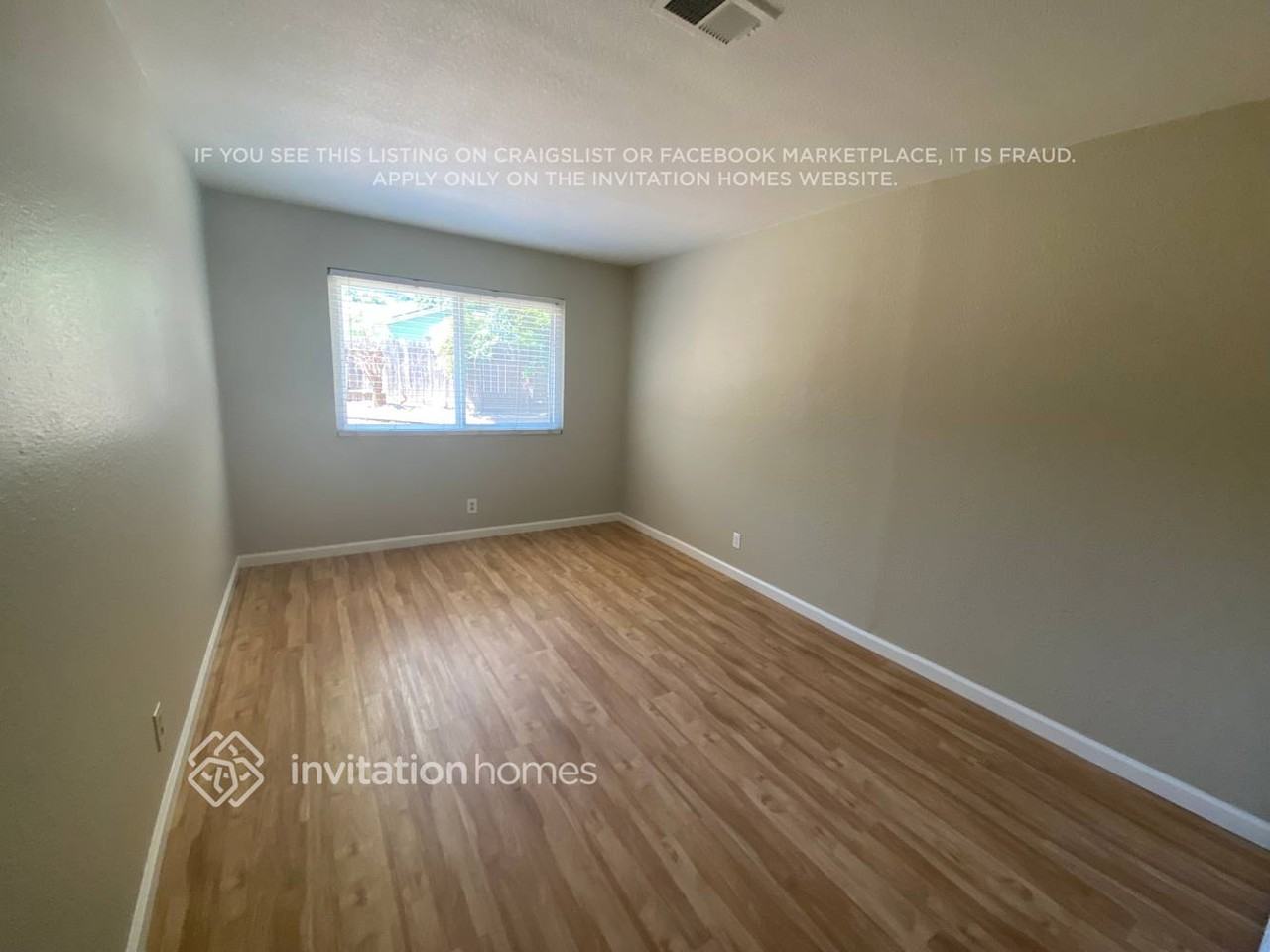 118 Croydon Ct - Photo 7 of 10