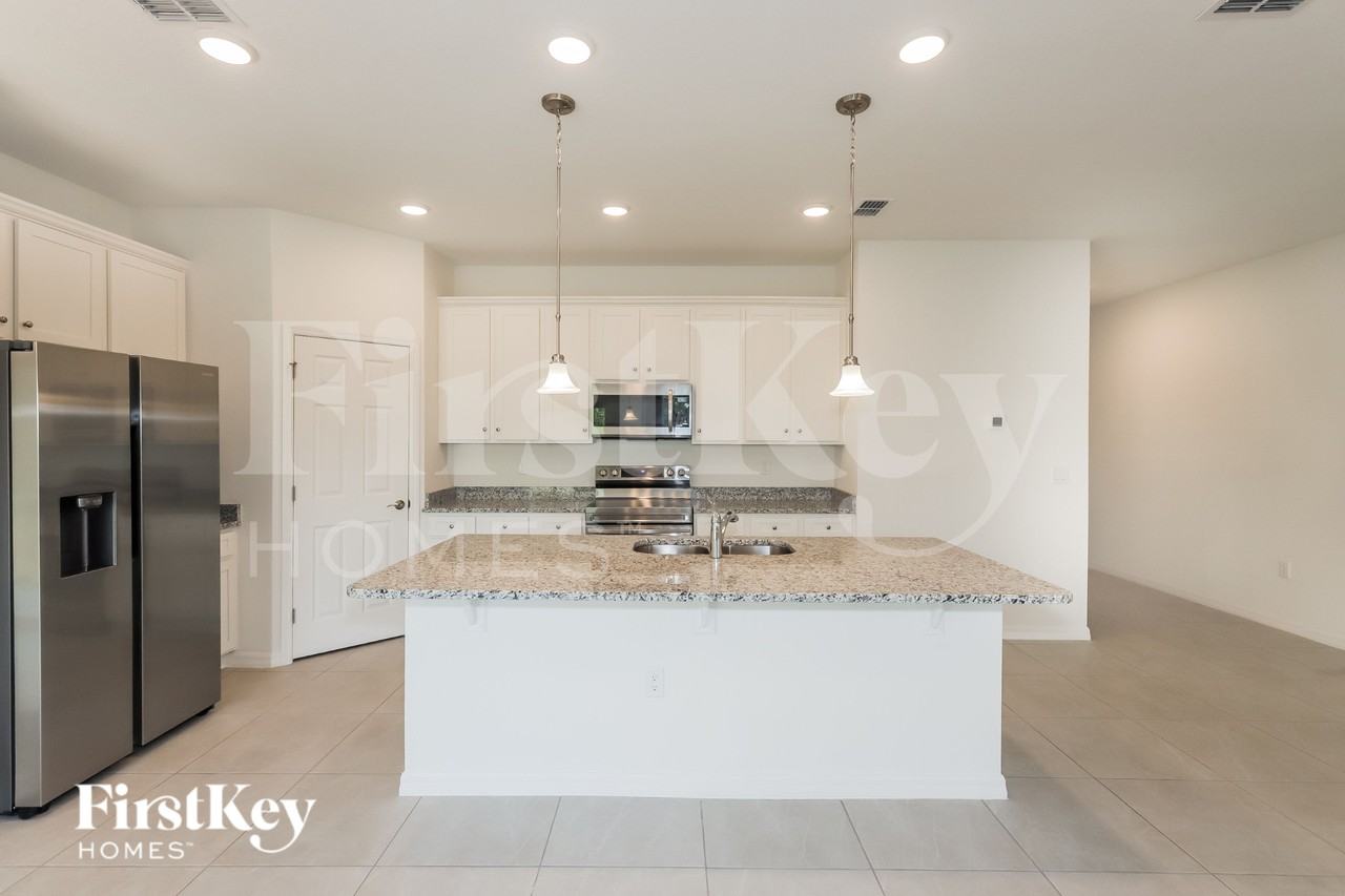 138 Windsor Reserve Dr - Photo 6 of 16