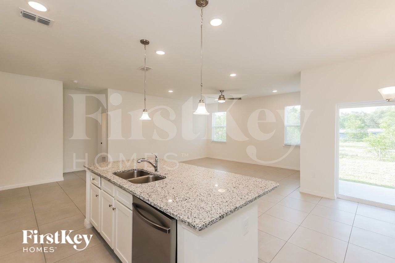 138 Windsor Reserve Dr - Photo 7 of 16