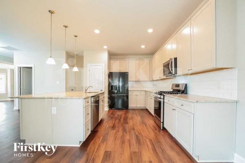 121 Wintergreen Ct - Photo 7 of 15