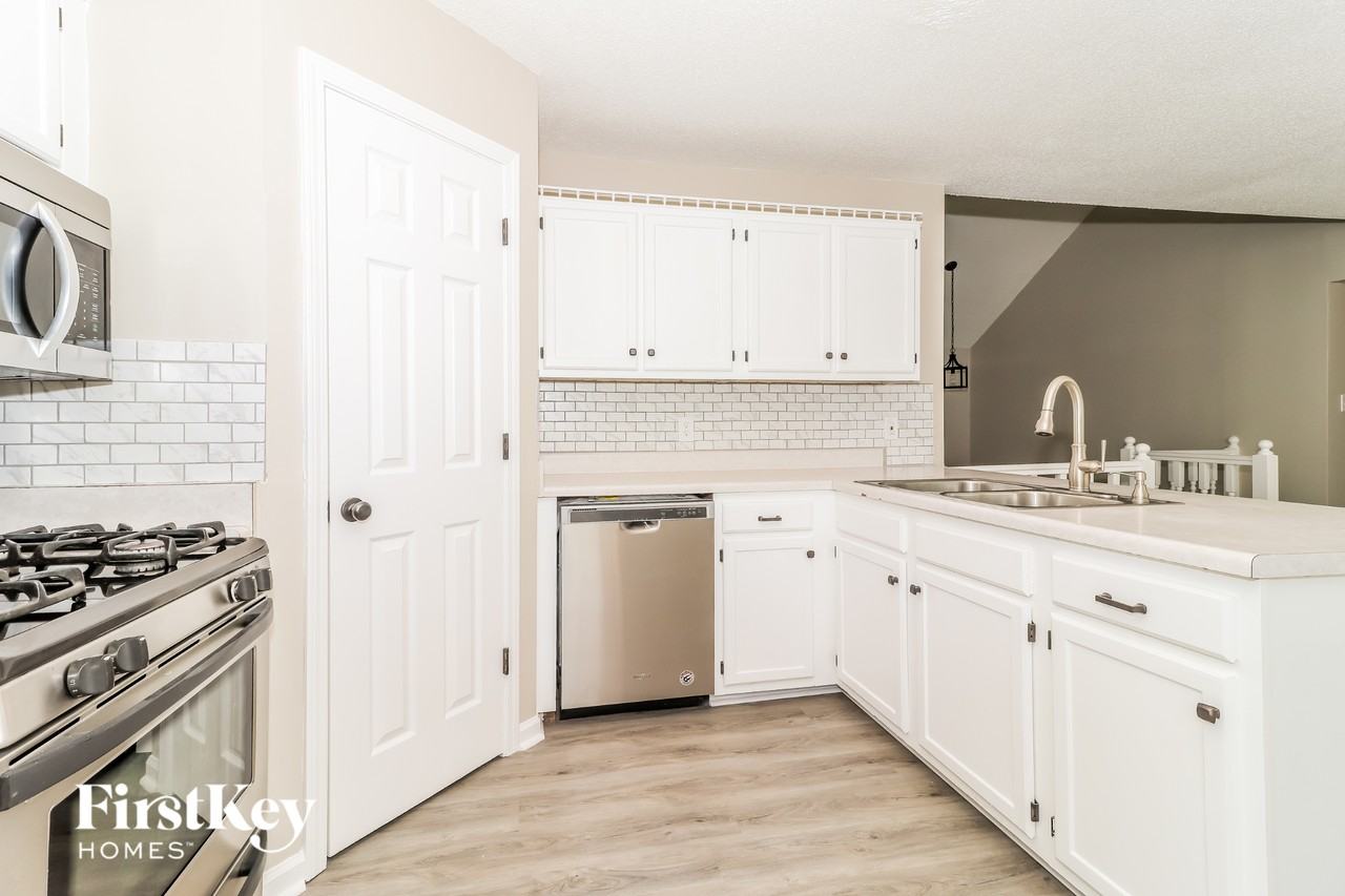 197 Brentwood Dr - Photo 7 of 15