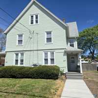 featured image of 27 Maple St Unit 27