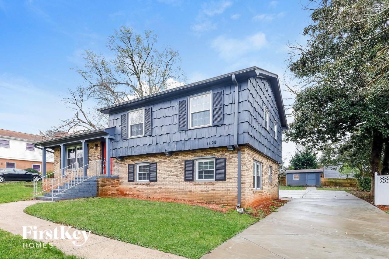 1128 Rocky Ridge Dr - Photo 2 of 15