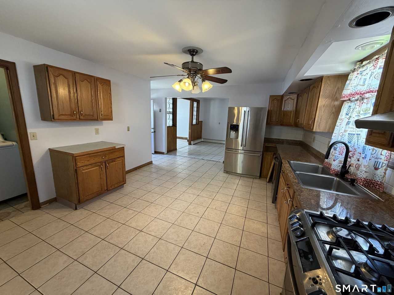 95 Park Ave - Photo 2 of 31