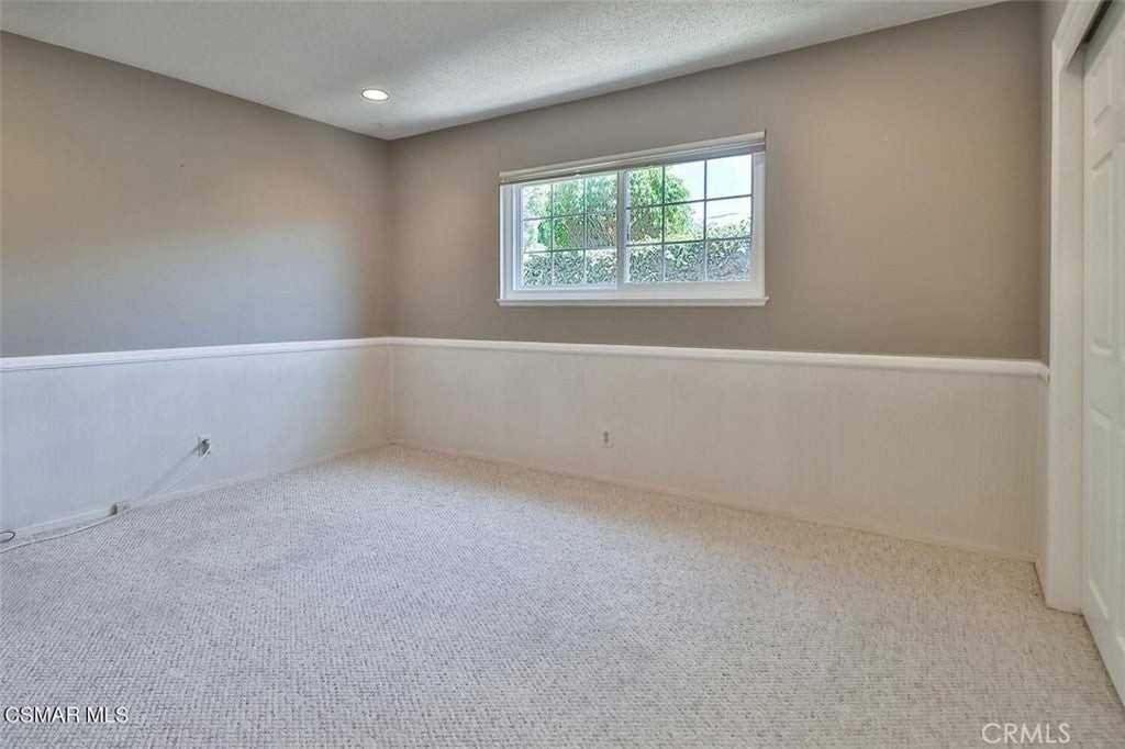 69 Washburn St - Photo 7 of 22