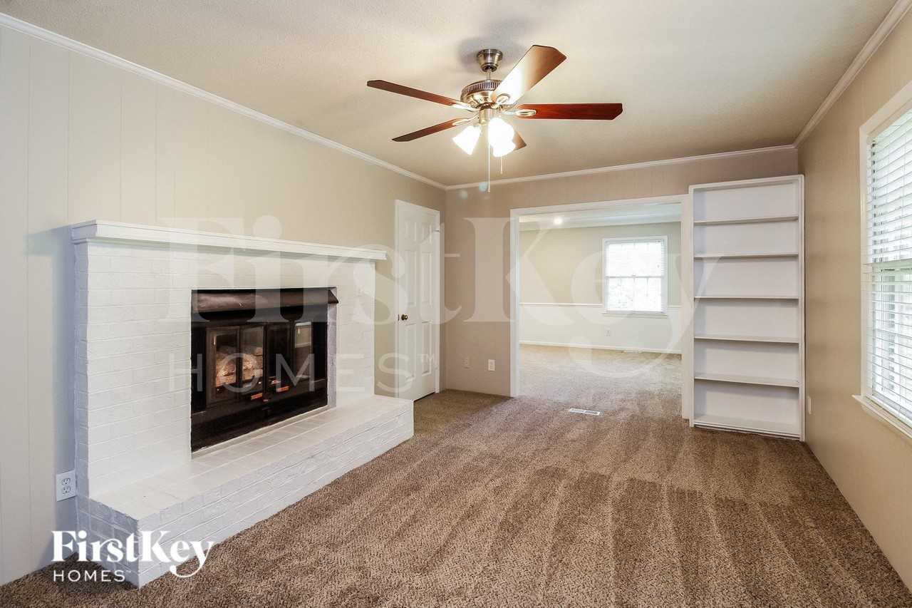 11 Cub Dr - Photo 2 of 15