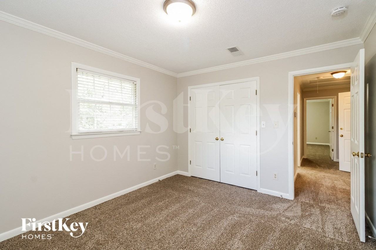 11 Cub Dr - Photo 6 of 15