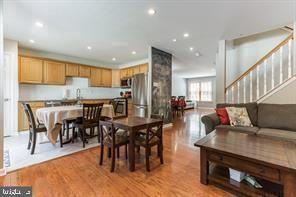 81 Hearthstone Ln - Photo 4 of 10
