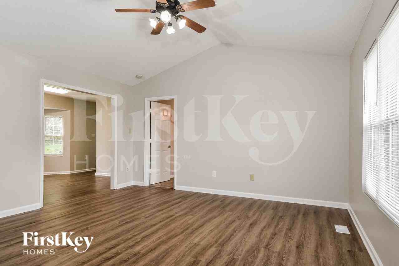 2014 Carlisle Way - Photo 3 of 15