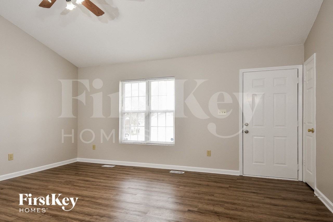 2014 Carlisle Way - Photo 4 of 15