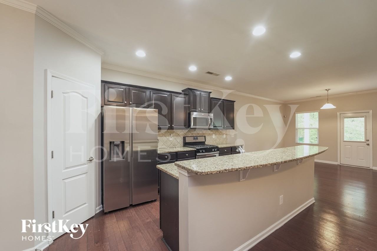 8739 Balsam Bay Rd - Photo 7 of 15