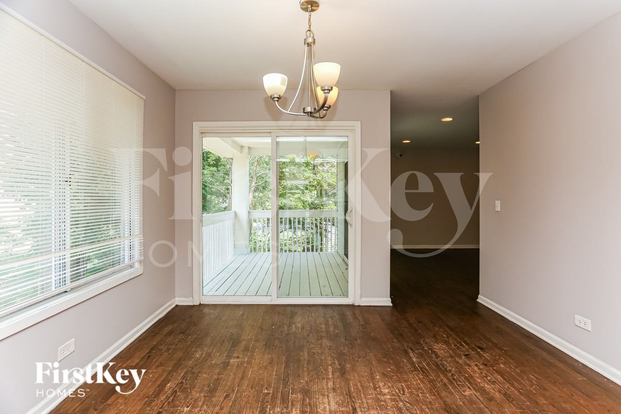 48 Cloverleaf Rd - Photo 4 of 16