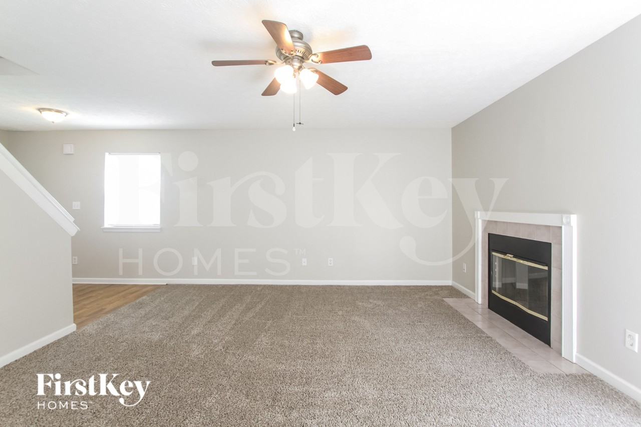 2831 Wortham Way - Photo 4 of 15