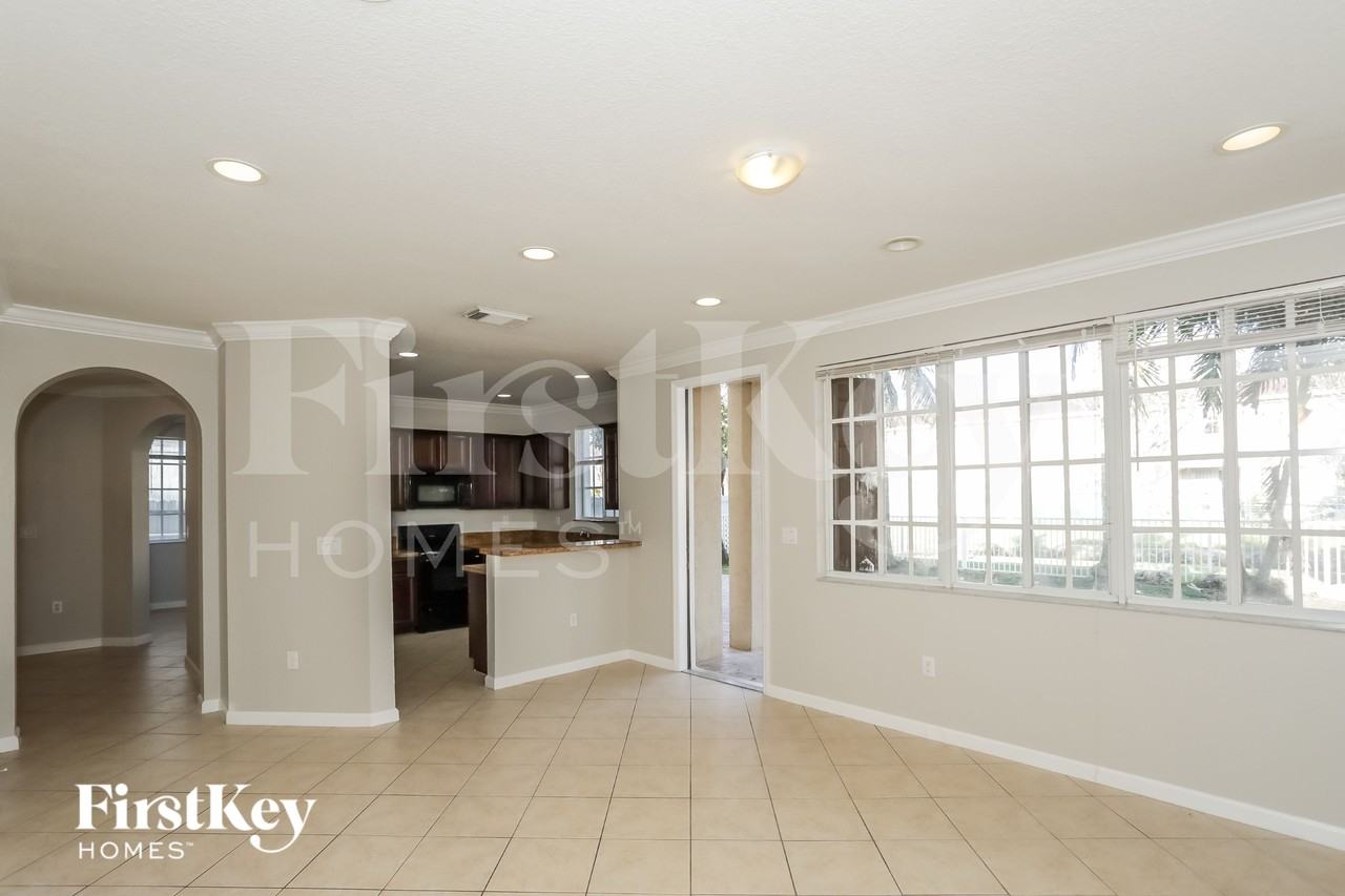 27521 Swplace - Photo 4 of 16