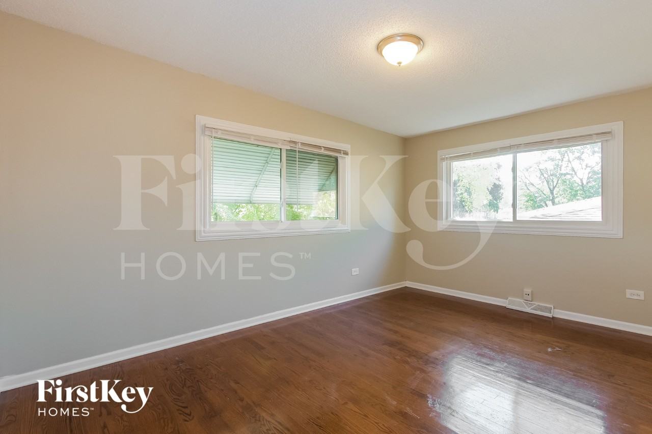 2108 Linden Ave - Photo 6 of 15