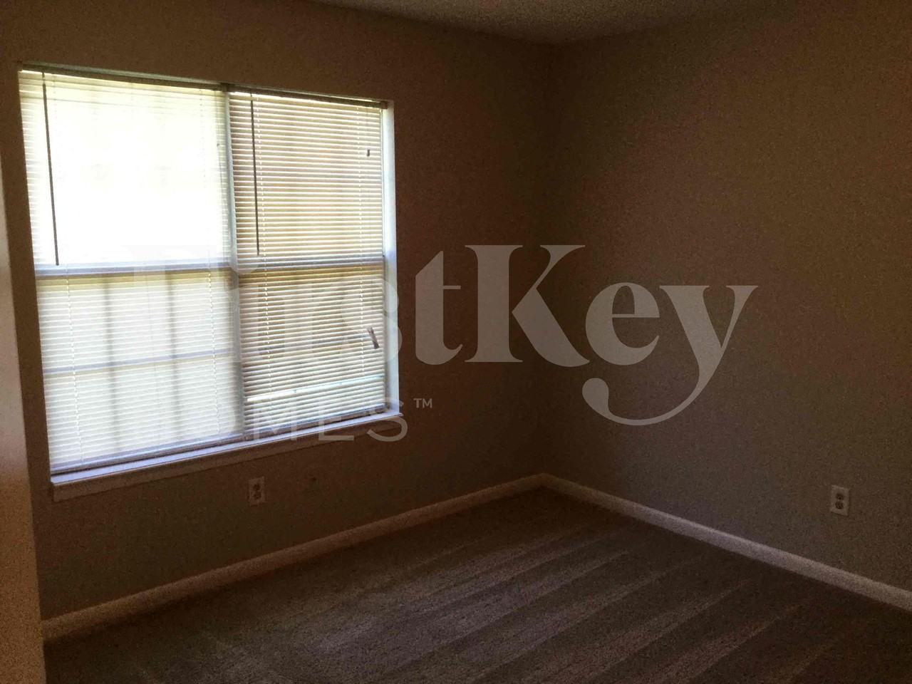 117 Whispering Pine Ln Ne - Photo 5 of 8