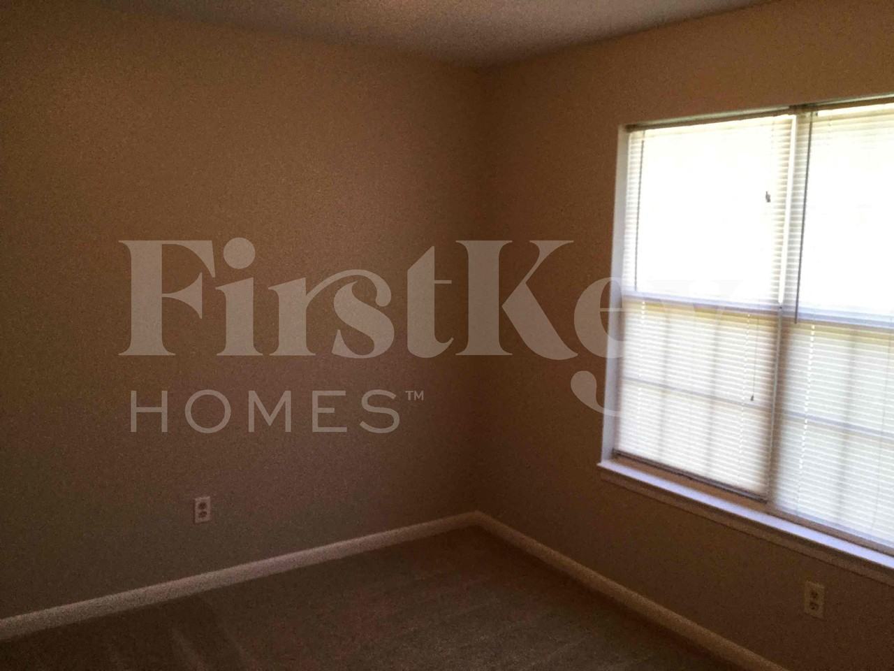 117 Whispering Pine Ln Ne - Photo 6 of 8