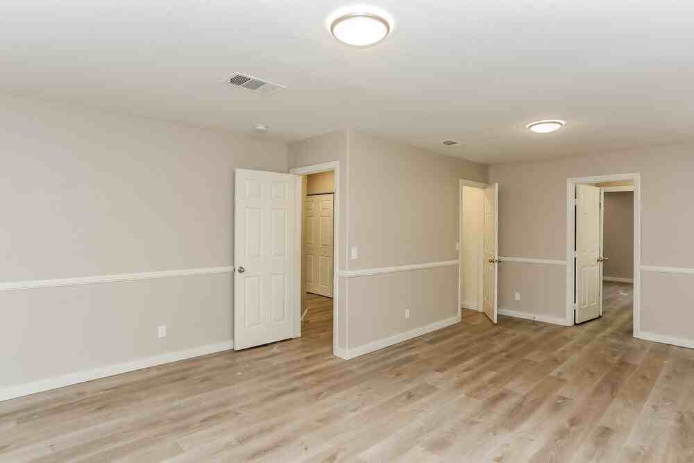 2418 Island Paradise Ave - Photo 7 of 17