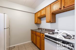 6821 N Sheridan Rd #304 - Photo 1 of 1