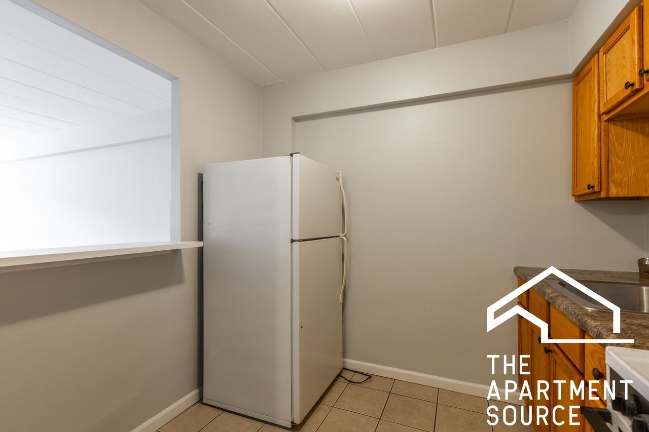 6821 N Sheridan Rd #304 - Photo 3 of 16