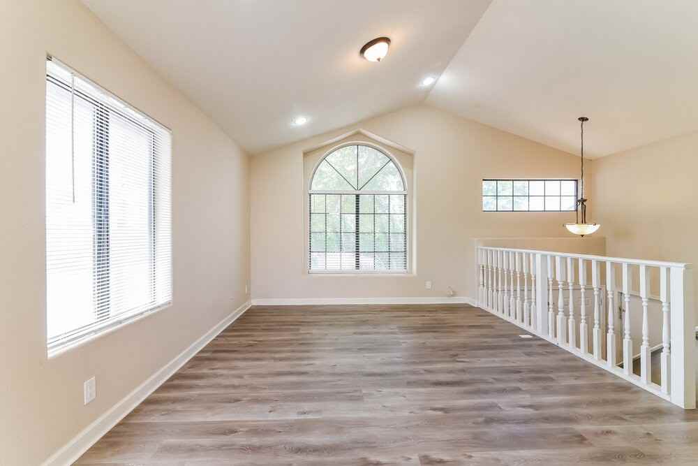 1522 W Del Rio St - Photo 5 of 17