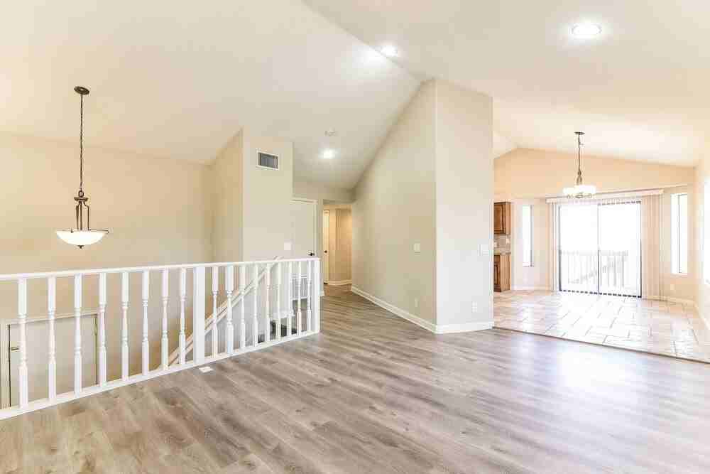 1522 W Del Rio St - Photo 6 of 17