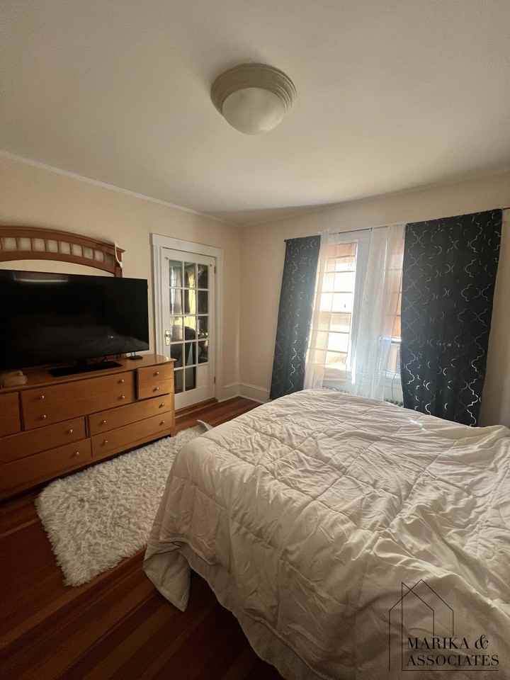 266 Adams St #2 - Photo 6 of 12