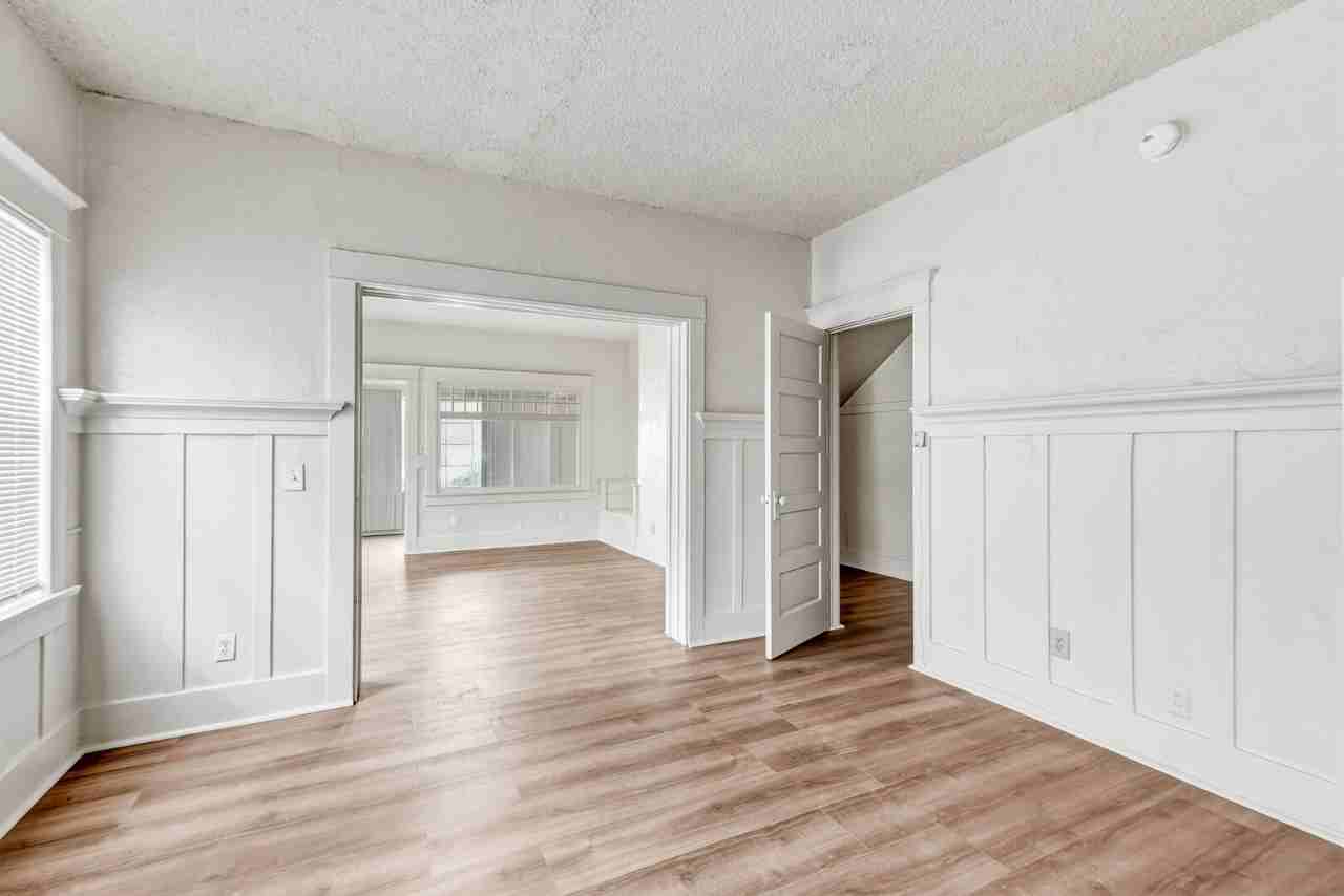 1250 W 35th Pl #1252 - Photo 5 of 24