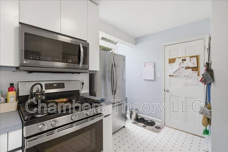 127 N Garfield St - Photo 7 of 45