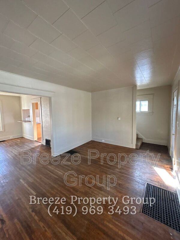 1537 Remington St - Photo 5 of 27