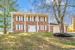 featured image of 3105 Glissade Ct