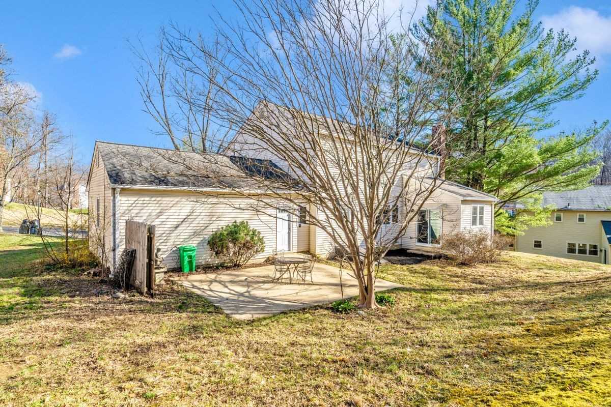 3105 Glissade Ct - Photo 2 of 18