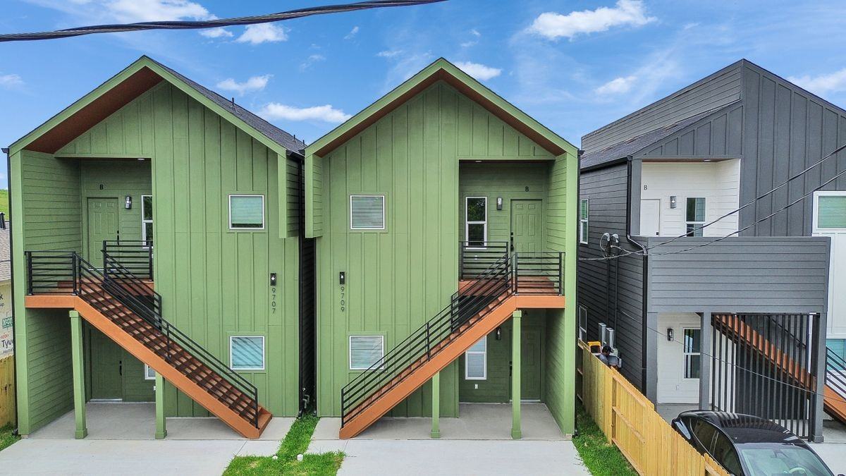 9709 Cargill St ##A-B - Photo 2 of 33