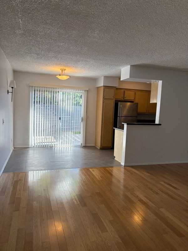 2425 Ocean Ave ##1 - Photo 2 of 22