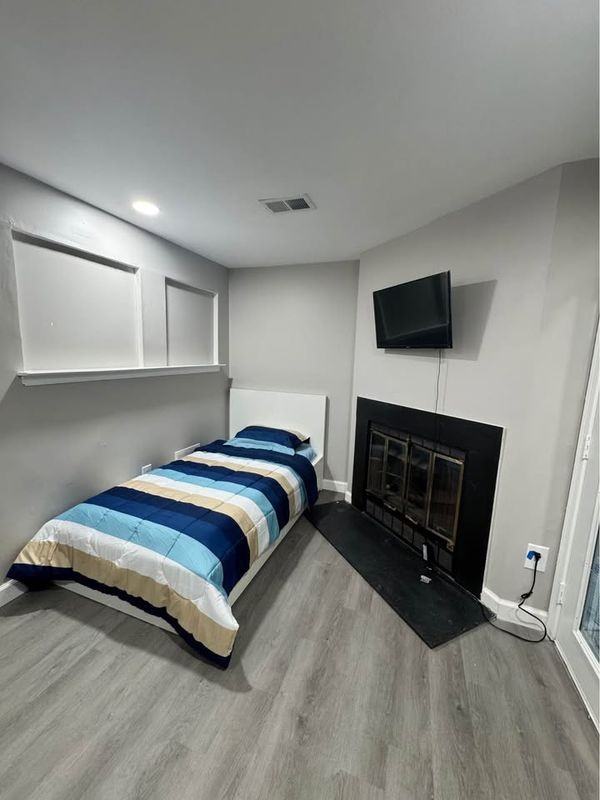 1788 Tilletson Pl - Photo 2 of 5